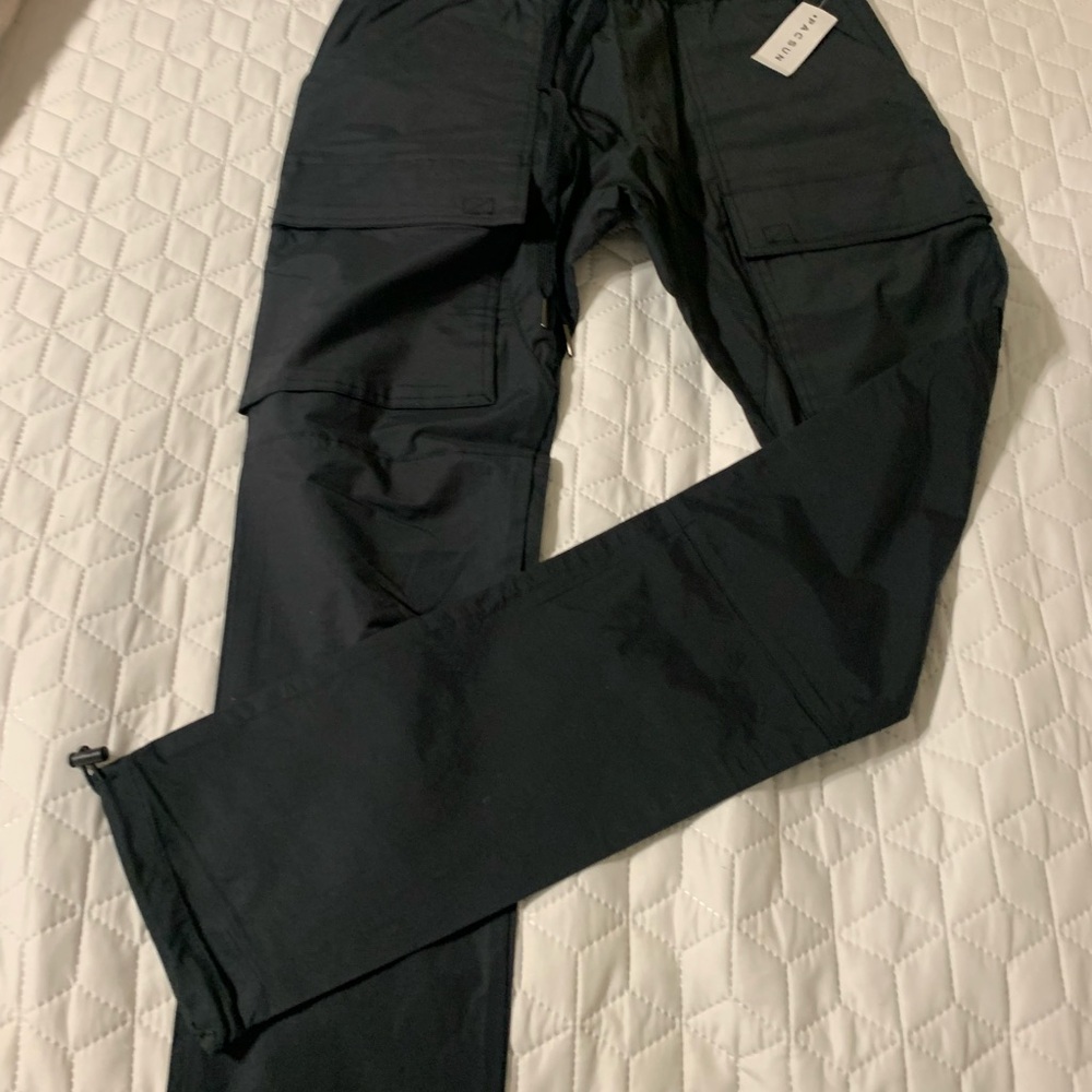 PACSUN Black Cargo Pants-size (Small)